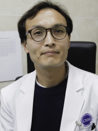 박흥근 의료진 사진